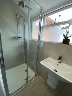 BATHROOM 2- click for photo gallery